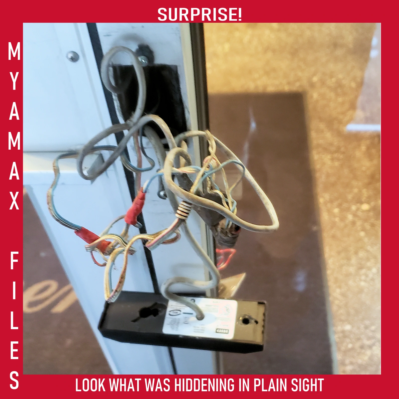 Door reader hanging by wiring field recovery file